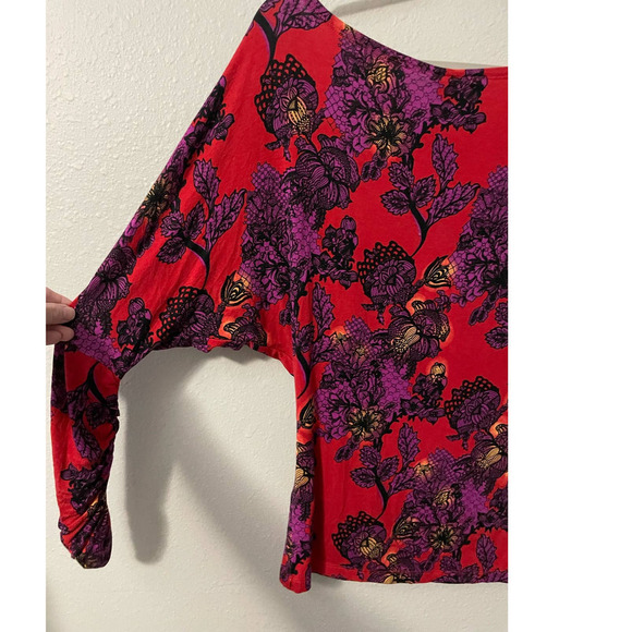 Free People We The Free Red Floral Long Sleeve Top Size Small - Picture 3 of 6